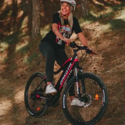 Urbanbiker Dakota FE, E-Mountainbike, Herausnehmbarer Lithium-Akku 840WH (48v 17.5Ah), Heckmotor 250W, 29 Zoll, Hydraulische Scheibenbremsen, Rot, Damen Und Herren, Mountainbike -Globbervi Verkaufe 6d8a4b4c5f31ca91c38128da10289697