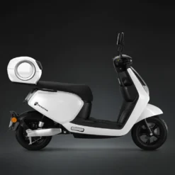 PHANTOM | E-Roller | Lithium-Akku | 1500 Watt | 60km | 45km/h | Weiß Elektro Roller | E Moped | E Motorroller -Globbervi Verkaufe 71d797862fb2759dd12b7b37fc2665d4
