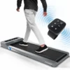 FlatWalk FW5000 Laufband Für /unter Schreibtisch Desk Laufband Für Büro & Zu Hause - Bis 120 Kg Belastbar, 6+1 Programme, Geh- Und Lauftraining 6 Km/h, Bluetooth Lautsprecher + Fernbedienung