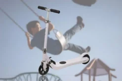 Denver Kinder Elektro Scooter SCK-5300 Weiß -Globbervi Verkaufe 8d844e0c5d441486b1bda290d27bbe37