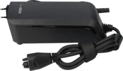 BOSCH Fast Charger, 6A Ladegerät, In Schmuckverpackung Mit EU Netzkabel Und Bedienungsanleitung -Globbervi Verkaufe ccca5cbf45a434582c8bfb1d1786bcdc